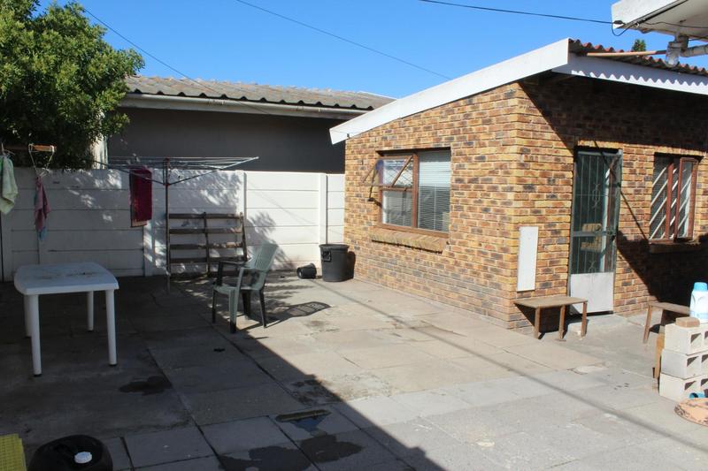 5 Bedroom Property for Sale in Glen Lilly Western Cape